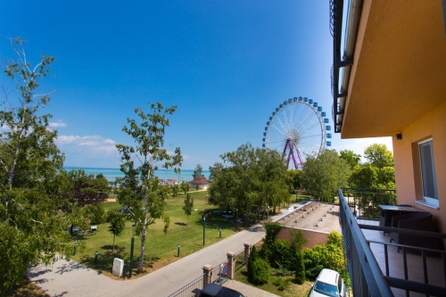 3* Hotel La Riva. Siofok  - Best Place to Visit Around Lake Balaton. Discover top Lake Balaton attractions. The most popular destinations around Lake Balaton.