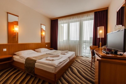 Premium Hotel Panorama 4 *. Siófok - Legjobb hely a Balaton körül. Fedezze fel a Balaton legnépszerűbb látványosságait. A legnépszerűbb úti célok a Balaton körül.