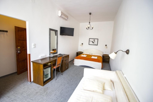 Renegade Hotel 3*.Siofok - Best Place to Visit Around Lake Balaton. Discover top Lake Balaton attractions. The most popular destinations around Lake Balaton.
